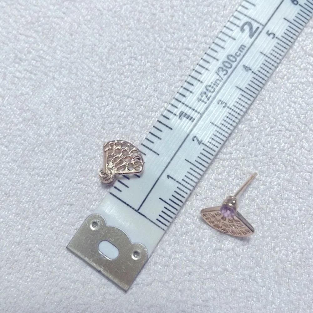 Fan + diamond stud earrings